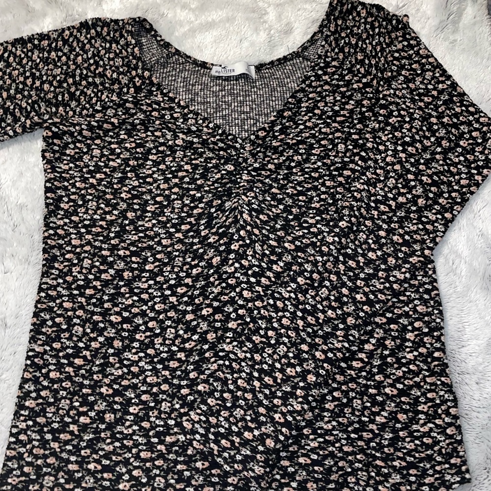Hollister longsleeve!